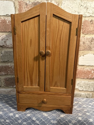Armadio guardaroba vintage